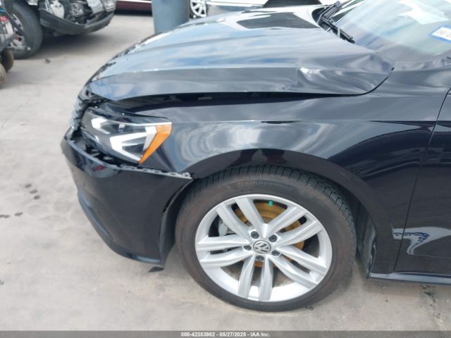 2019 VOLKSWAGEN PASSAT 1VWLA7A30KC013101 Photo 5