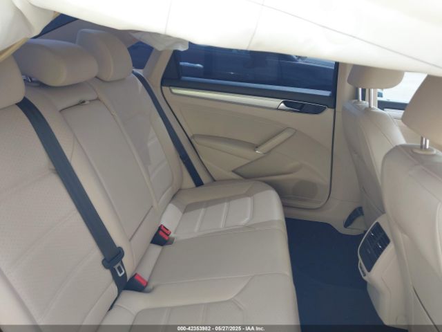 2019 VOLKSWAGEN PASSAT 1VWLA7A30KC013101 Photo 7