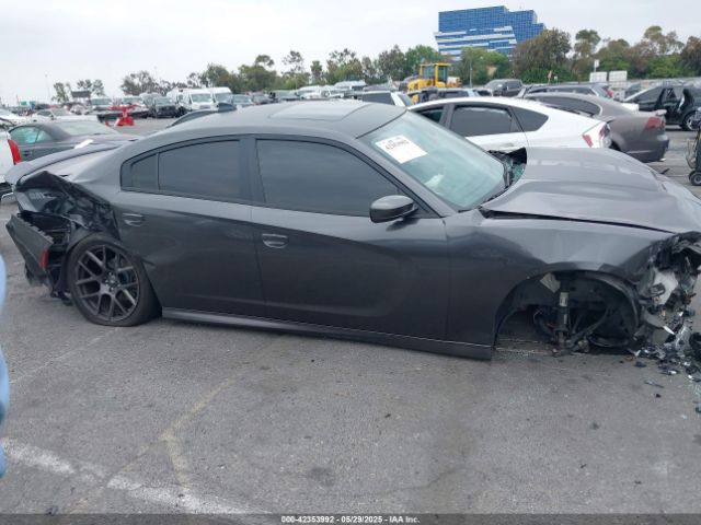2C3CDXCT7KH591513 Dodge 2019