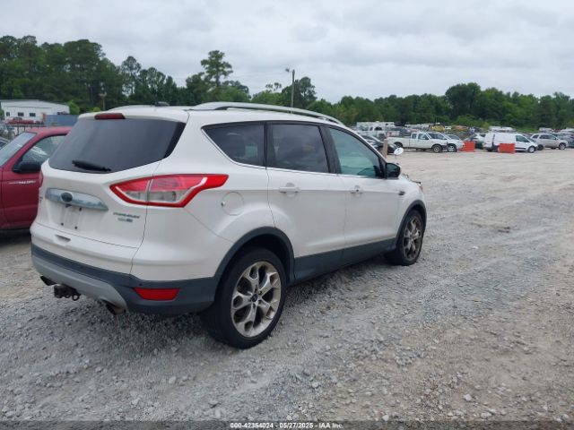 1FMCU9J90EUA18660 Ford Escape Titanium