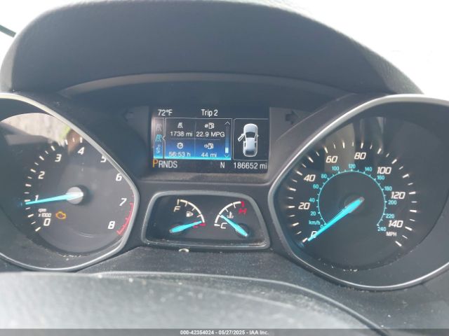 1FMCU9J90EUA18660 Ford Escape Titanium