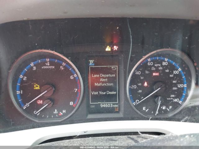 2018 TOYOTA RAV4 2T3BFREV7JW851015 Photo 6