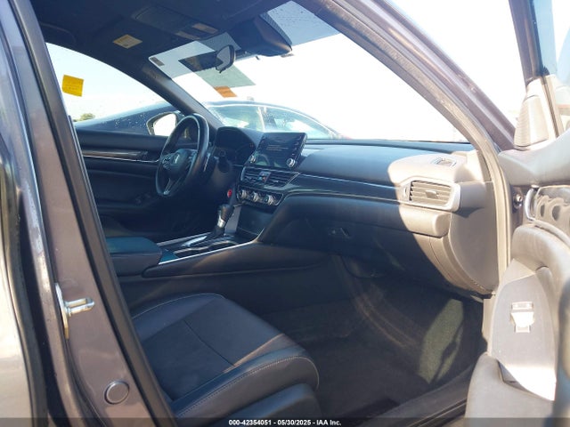 1HGCV1F31KA129983 Honda l15be