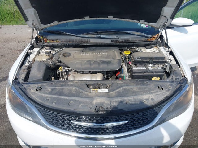 Chrysler 200 Limited 2016 1C3CCCAB6GN152517 Image 10