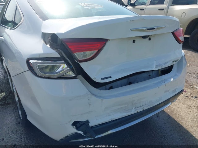 Chrysler 200 Limited 2016 1C3CCCAB6GN152517 Image 6