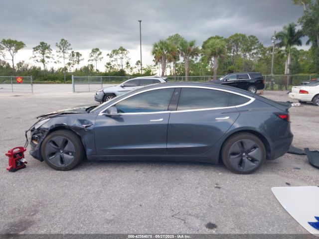 5YJ3E1EA0JF155558 Tesla Model 3 Long Range/mid Range