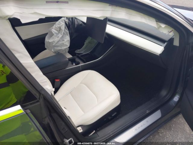 5YJ3E1EA0JF155558 Tesla Model 3 Long Range/mid Range