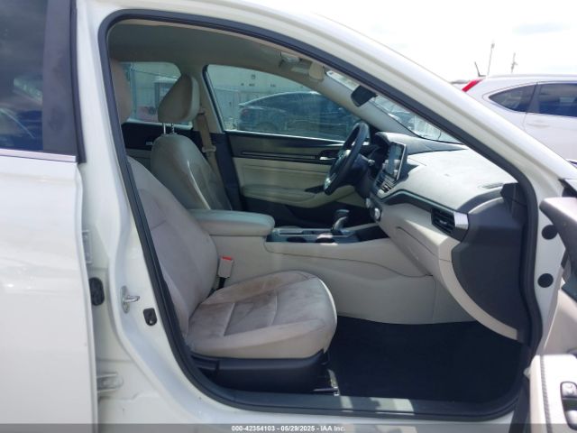1N4BL4BV7LN311664 Nissan 2020
