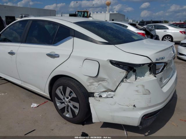 1N4BL4BV7LN311664 Nissan 2020