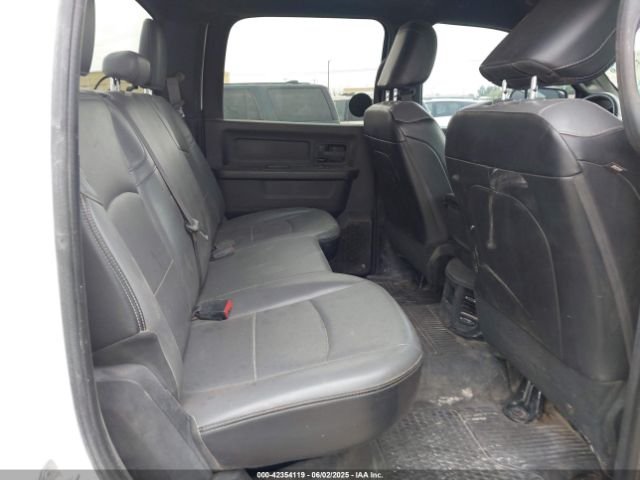 3C6UR5HJXNG203649 RAM 2500 Tradesman  4x4 8' Box