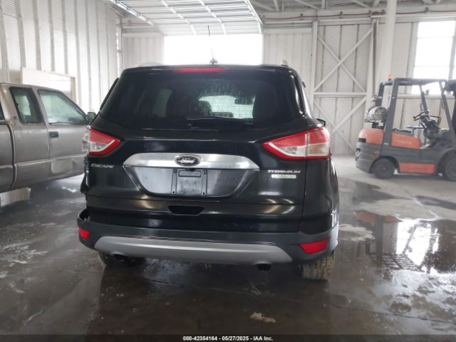 1FMCU0J93FUC55513 Ford Escape Titanium