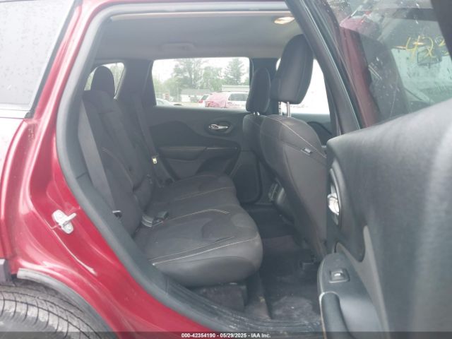 1C4PJMCB4GW206011 Jeep Cherokee Latitude