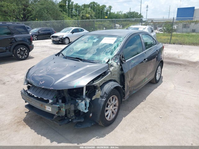 1G1JD5SH6H4125266 Chevrolet Sonic Lt Auto