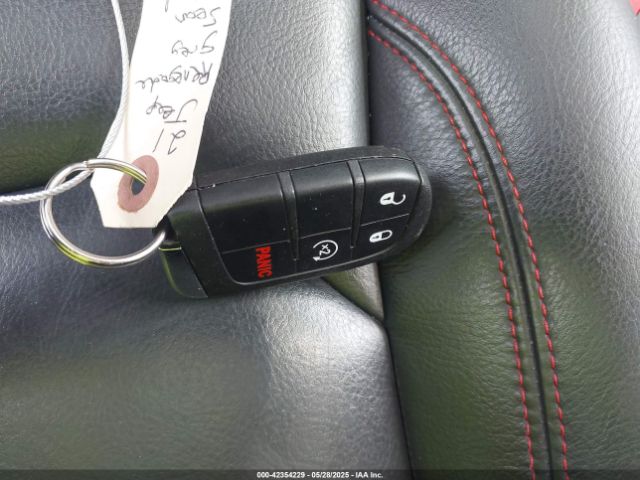 2021 JEEP RENEGADE ZACNJDC19MPN29653 Photo 10