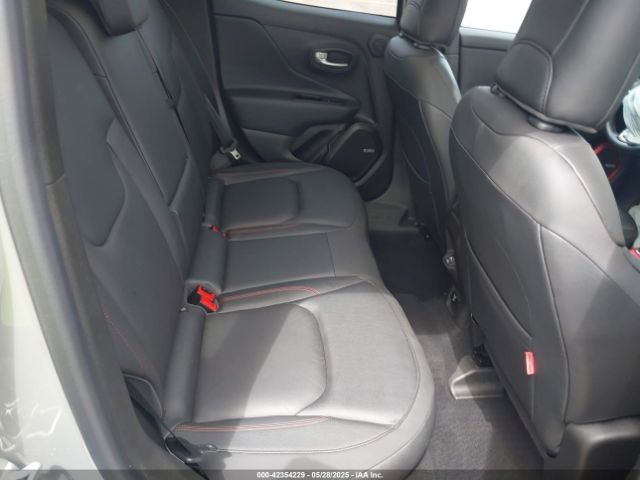 2021 JEEP RENEGADE ZACNJDC19MPN29653 Photo 7