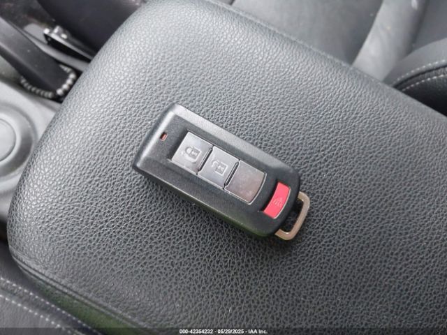 2016 MITSUBISHI OUTLANDER JA4AD3A37GZ037372 Photo 10