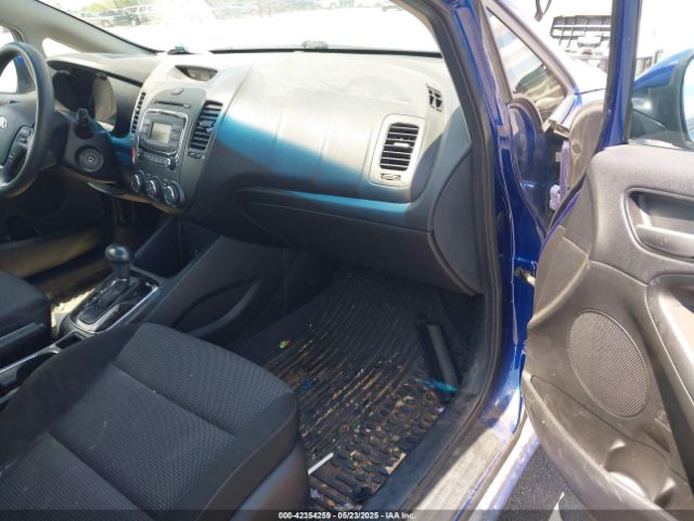 3KPFK4A70HE025135 KIA FORTE LX