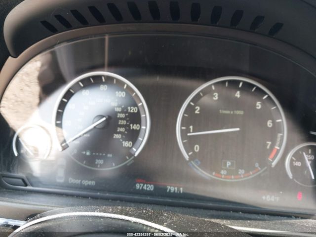 WBAKN9C53ED000965 BMW 550i