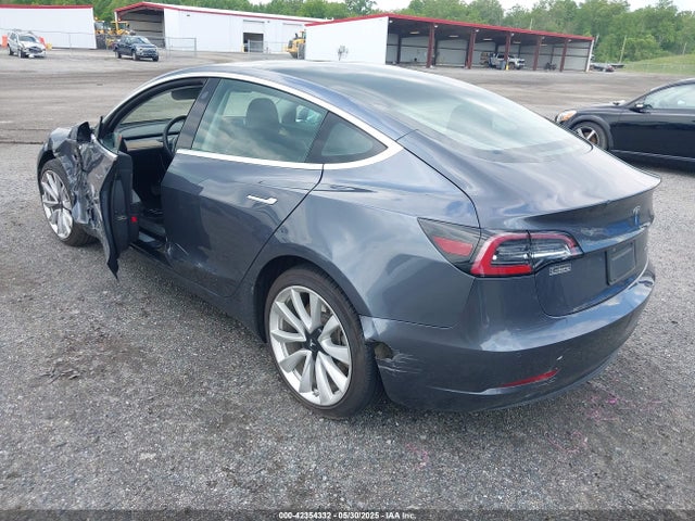2020 TESLA MODEL 3 5YJ3E1EB2LF588925 Photo 2