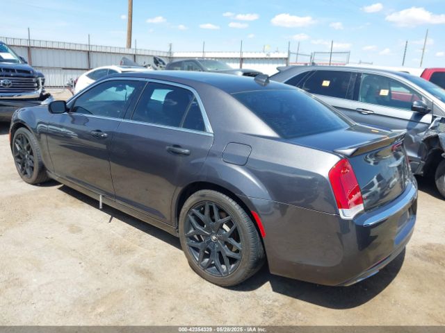 2017 CHRYSLER 300 2C3CCAAG9HH538701 Photo 2