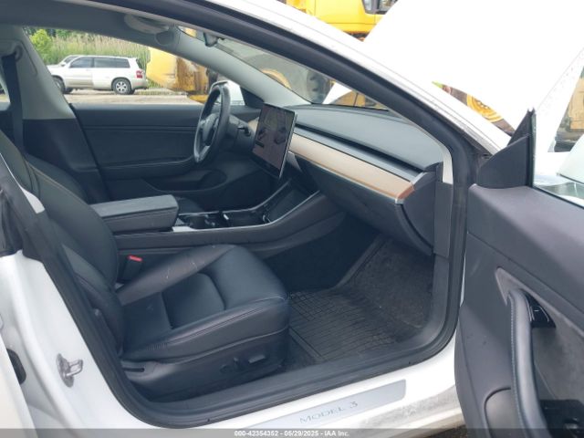 2019 TESLA MODEL 3 5YJ3E1EA7KF299755 Photo 4