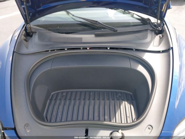 2024 TESLA MODEL 3 5YJ3E1EA1RF744291 Photo 9