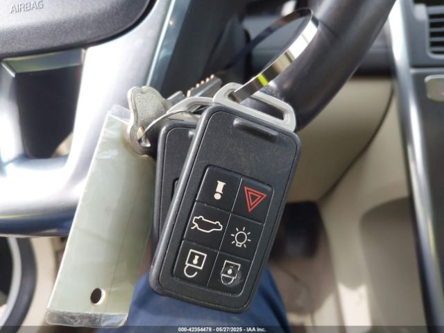 2014 VOLVO XC60 YV4952DL6E2510029 Photo 10