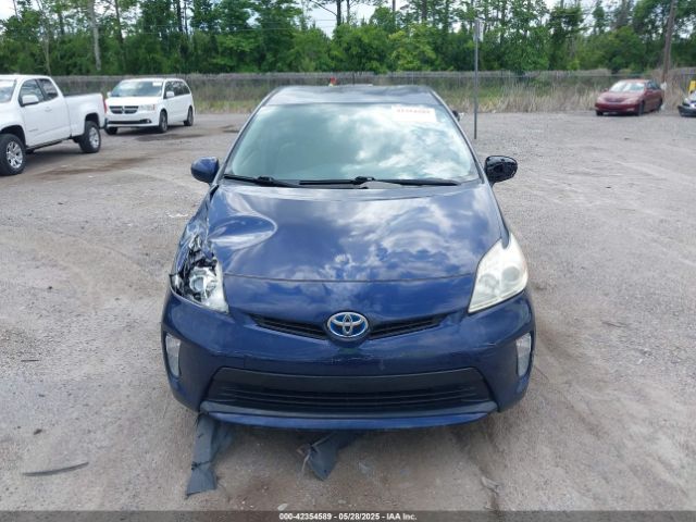 JTDKN3DUXE0388743 Toyota Prius Two