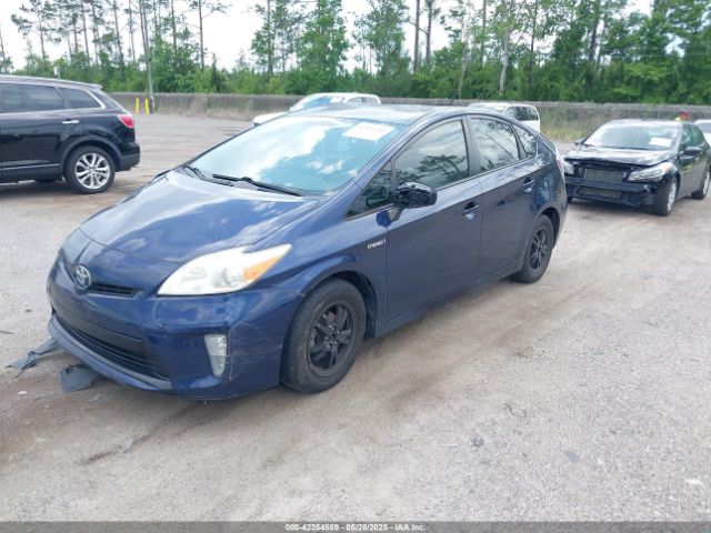 JTDKN3DUXE0388743 Toyota Prius Two