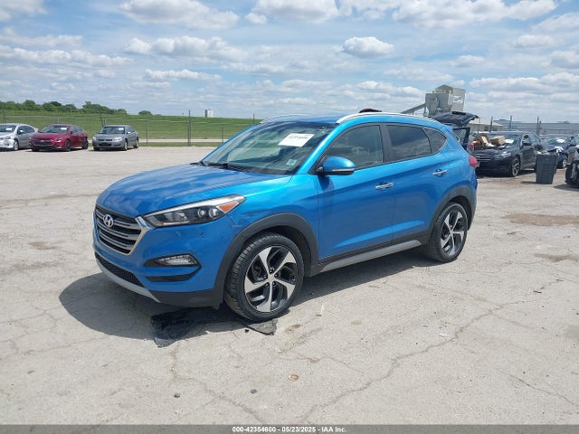 KM8J3CA2XHU304451 Hyundai Tucson Limited