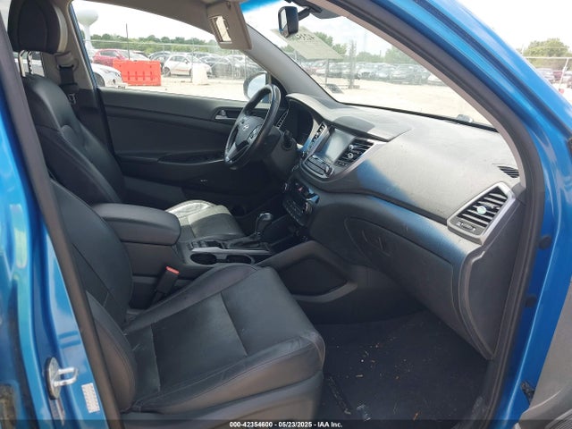 KM8J3CA2XHU304451 Hyundai Tucson Limited
