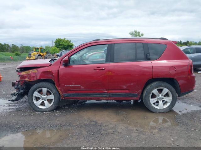 1C4NJDEB1GD663858 Jeep Compass Latitude