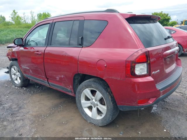 1C4NJDEB1GD663858 Jeep Compass Latitude