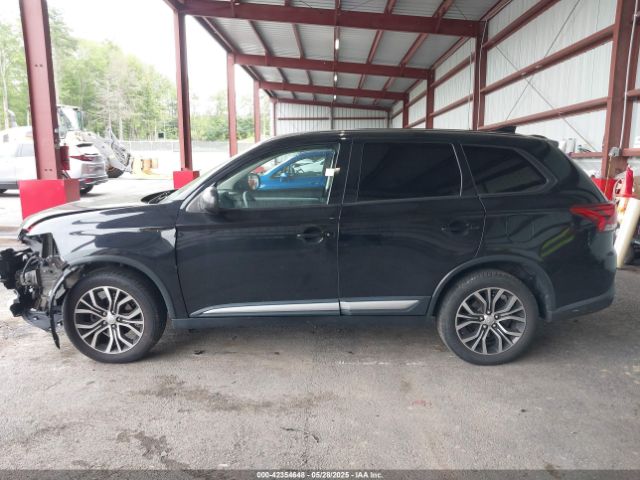 JA4AZ2A3XJZ007219 Mitsubishi Outlander Es