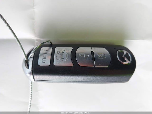 3MZBN1U71HM138031 Mazda Mazda3 Sport