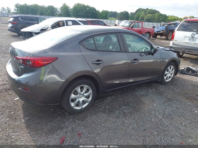 3MZBN1U71HM138031 Mazda Mazda3 Sport