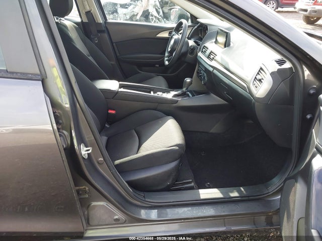 3MZBN1U71HM138031 Mazda Mazda3 Sport