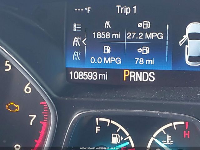 1FMCU0JD6HUE69547 Ford Escape Titanium
