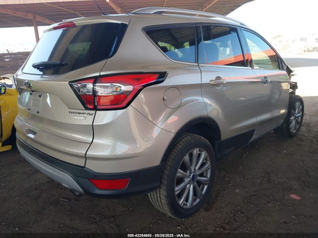 1FMCU0JD6HUE69547 Ford Escape Titanium