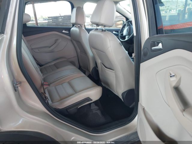 1FMCU0JD6HUE69547 Ford Escape Titanium