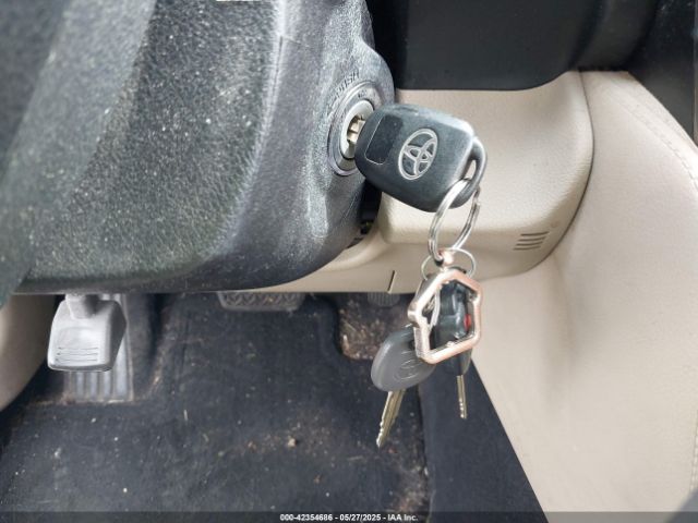 4T4BF1FK1ER343732 Toyota CAMRY LE