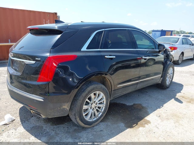 2018 CADILLAC XT5 1GYKNARS2JZ114335 Photo 3