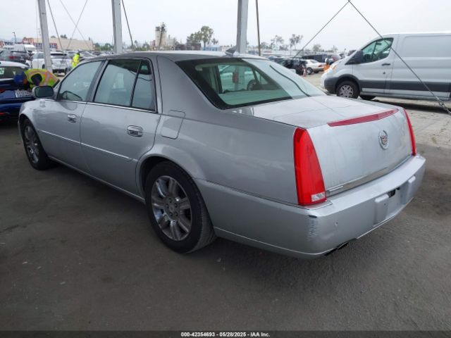 2009 CADILLAC DTS 1G6KD57919U116072 Photo 2