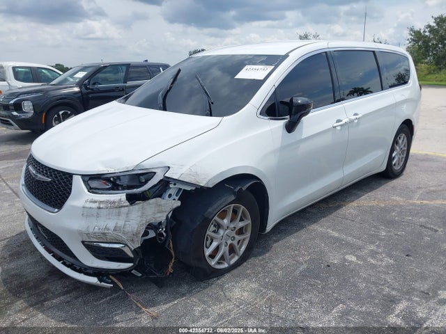 2C4RC1BG7SR515214 Chrysler Pacifica Select