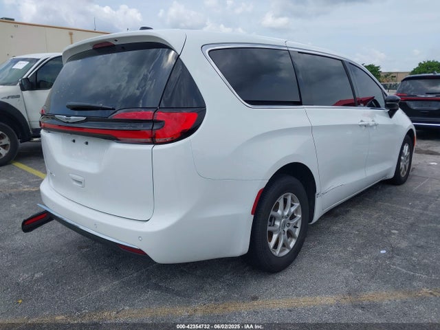 2C4RC1BG7SR515214 Chrysler Pacifica Select