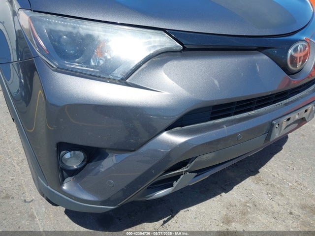 Toyota 2ar-fe 2018 2T3RFREV7JW758820 Image 19