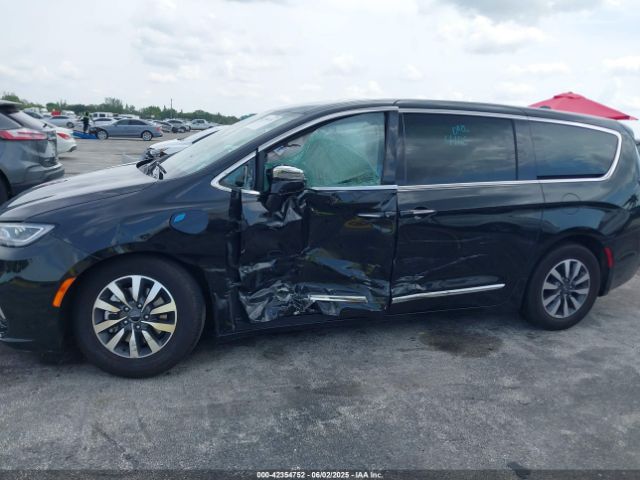 2C4RC1S76PR626750 Chrysler Pacifica Hybrid Limited