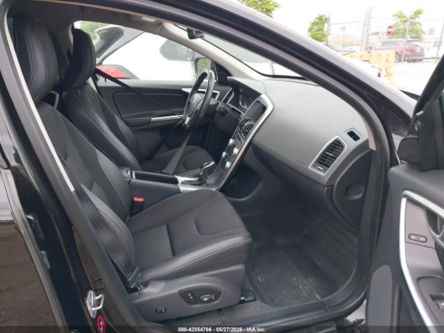 2017 VOLVO XC60 YV440MDJ6H2075794 Photo 4