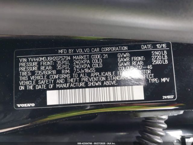 2017 VOLVO XC60 YV440MDJ6H2075794 Photo 8