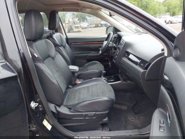 2019 MITSUBISHI OUTLANDER JA4AD3A37KZ018331 Photo 4